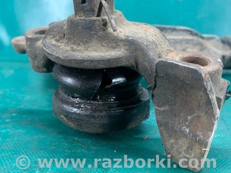 ФОТО Важіль передньої підвіски нижній для Toyota Land Cruiser Prado J120 (02-09) Київ