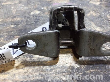 ФОТО Петля двері нижня для Mitsubishi Outlander XL CW (05-12) Київ
