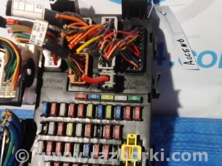 ФОТО Блок запобіжників салон для Hyundai Accent 3 MC (05-11) Київ