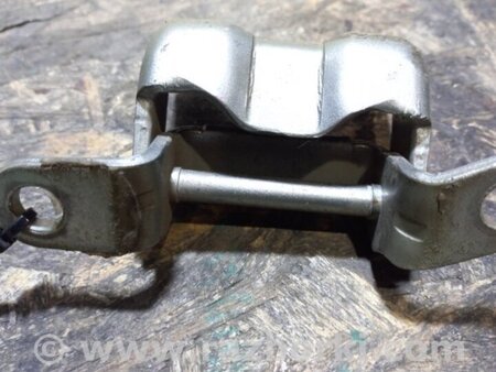 ФОТО Петля двері верхня для Subaru Tribeca B9 (05-08) Київ