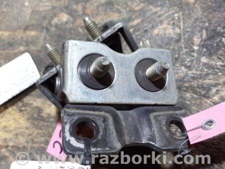 ФОТО Петля кришки багажника для Subaru Tribeca B9 (05-08) Київ