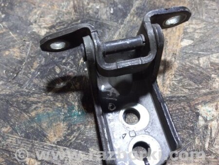 ФОТО Петля двері нижня для Nissan Tiida/Versa C11 Київ