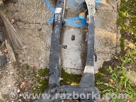 ФОТО Балка задньої підвіски для Toyota Venza Київ