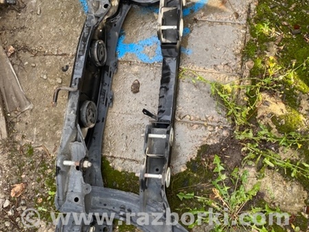 ФОТО Балка задньої підвіски для Toyota Venza Київ