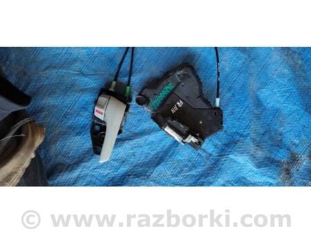 ФОТО Замок двері для Toyota Sienna (11-16) Київ