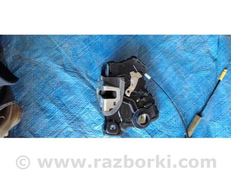 ФОТО Замок двері для Toyota Sienna (11-16) Київ