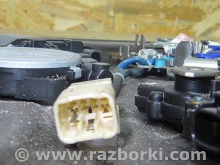 ФОТО Склопідйомник для Toyota Sienna (03-10) Київ