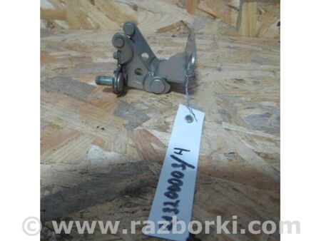 ФОТО Петля кришки багажника для Toyota Sienna (03-10) Київ