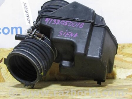 ФОТО Патрубок повітряного фільтра для Toyota Sienna (03-10) Київ