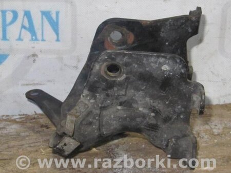 ФОТО Кронштейн крепления КПП для Mitsubishi Galant Київ