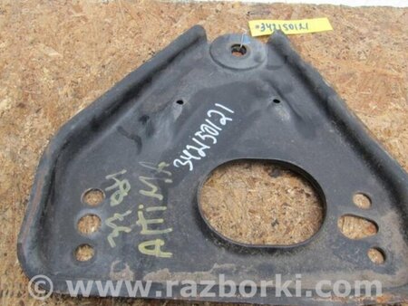 ФОТО Кріплення балки підвіски для Nissan Altima L33 Київ