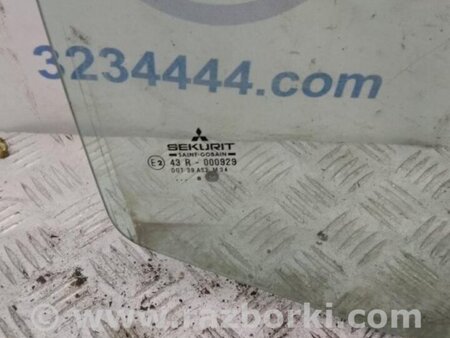 ФОТО Скло дверей для Mitsubishi Carisma Київ