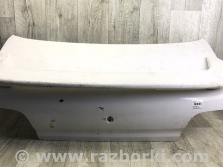 ФОТО Кришка багажника для Nissan Bluebird Київ