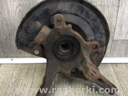 ФОТО Кулак поворотний для Mitsubishi Carisma Київ