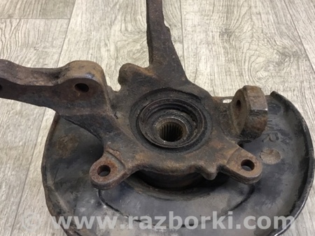 ФОТО Кулак поворотний для Mitsubishi Carisma Київ