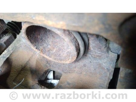 ФОТО Супорт гальмівний для Nissan Maxima A33 Київ