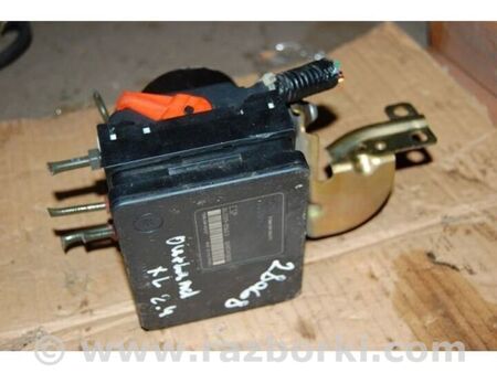 ФОТО Блок антиблокувальної системи для Mitsubishi Outlander XL CW (05-12) Київ