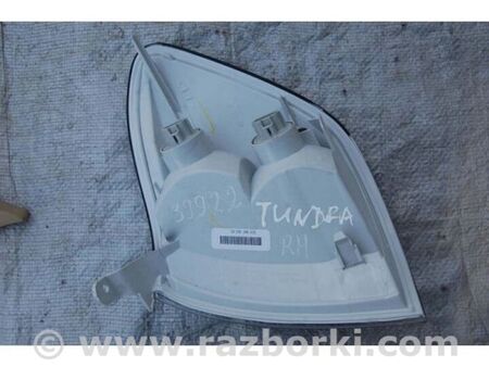 ФОТО Покажчик повороту для Toyota Tundra (99-06) Київ