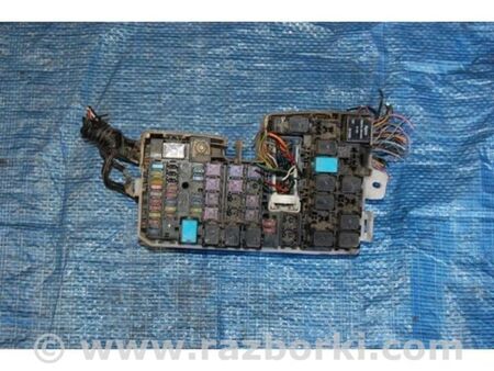 ФОТО Блок запобіжників моторний відсік для Mazda 5 CR (2006-2010) Київ