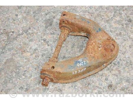 ФОТО Важіль передньої підвіски верхній для Mazda E2200 Київ