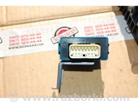 ФОТО Блок керування центральним замком для Toyota Land Cruiser 200 J200 (07-21) Київ