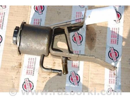 ФОТО Бачок гідропідсилювача керма для Nissan Terrano Київ