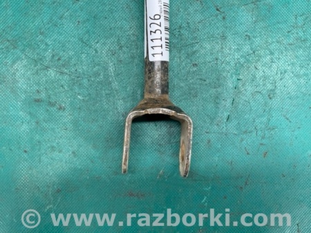 ФОТО Важіль задньої підвіски нижній поперечний для Toyota Prius II XW20 (03-09) Київ