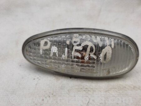 ФОТО Повторювач повороту у крило для Mitsubishi Pajero Sport (96-09) Київ