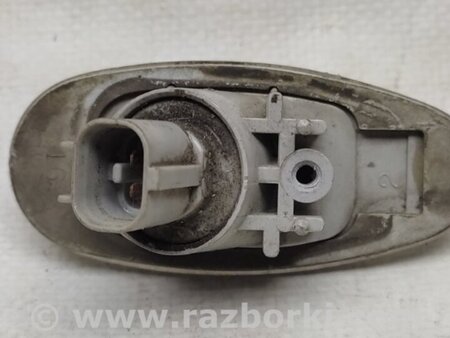 ФОТО Повторювач повороту у крило для Mitsubishi Pajero Sport (96-09) Київ