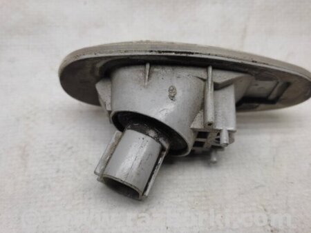 ФОТО Повторювач повороту у крило для Mitsubishi Pajero Sport (96-09) Київ