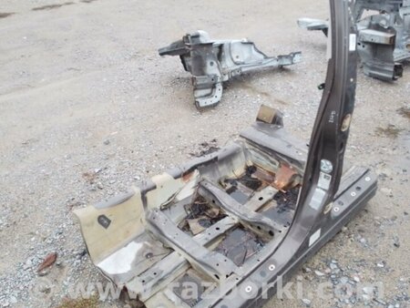 ФОТО Стійка кузова середня для Subaru Tribeca рестайл (08-14) Київ