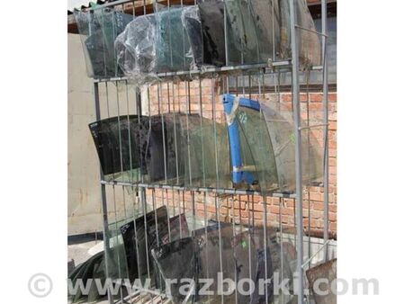 ФОТО Скло дверей для Toyota Prius II XW20 (03-09) Київ