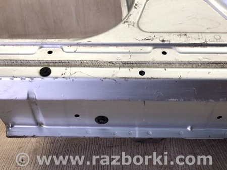 ФОТО Стійка кузова середня для Lexus GX Київ