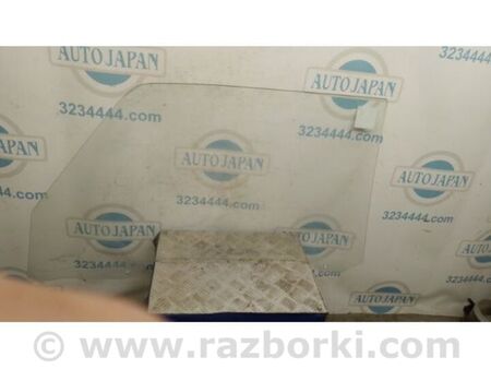 ФОТО Скло дверей для Mazda E2200 Київ