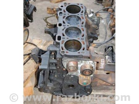 ФОТО Блок цилиндров для Mazda E2000 Київ