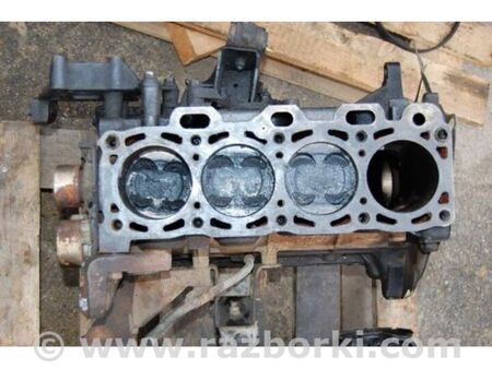 ФОТО Блок цилиндров для Mazda E2000 Київ