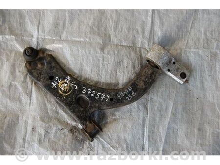 ФОТО Важіль передньої підвіски нижній для Mazda 2 DY (2002-2007) Київ