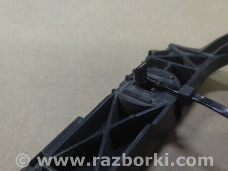 ФОТО Кронштейн заднього бампера для Toyota Prius II XW20 (03-09) Київ