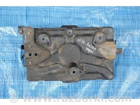 ФОТО Полиця акумулятора для Mitsubishi Pajero (99-06) Київ