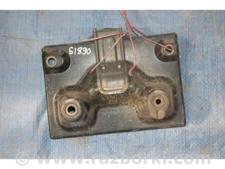 ФОТО Полиця акумулятора для Infiniti G35 Київ