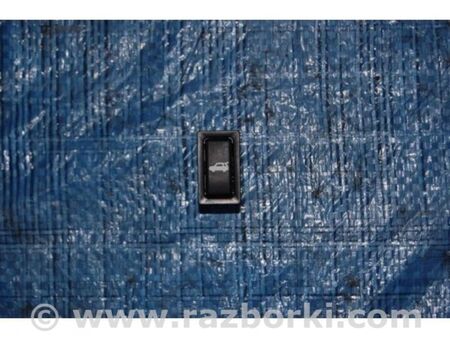 ФОТО Кнопка відкриття багажника внутрішня для Toyota Matrix Київ