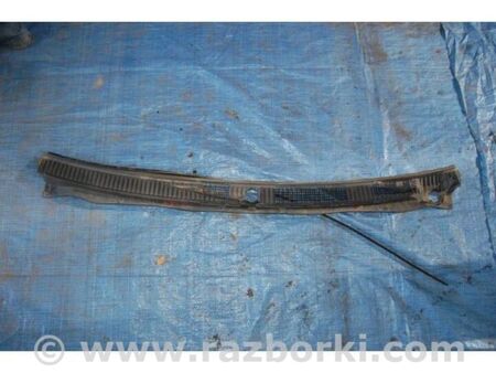 ФОТО Пластик під лобове скло / Жабо для Mitsubishi Pajero (99-06) Київ