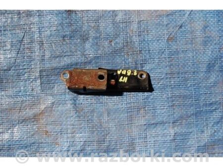 ФОТО Петля капоту для Mitsubishi Pajero (99-06) Київ