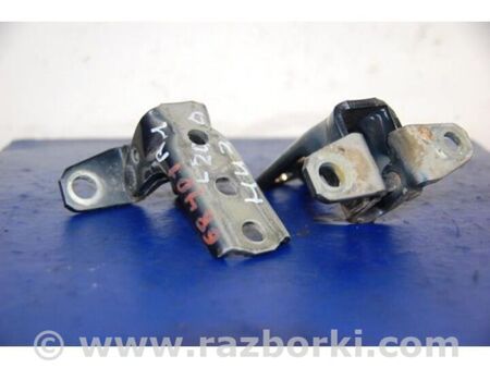 ФОТО Петля двері для Mitsubishi L200 (06-14) Київ