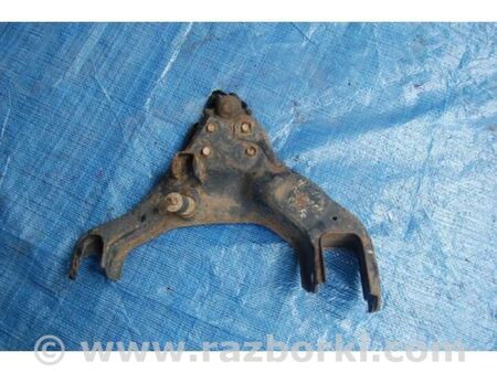 ФОТО Важіль передньої підвіски нижній для Nissan Terrano Київ