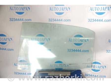 ФОТО Скло дверей для Toyota Corolla E16/E17 (2012-2018) Київ