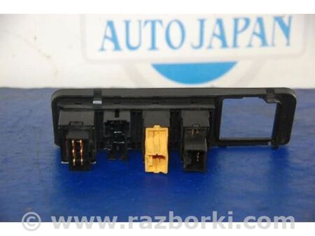 ФОТО Блок кнопок торпедо для Mitsubishi Pajero (99-06) Київ