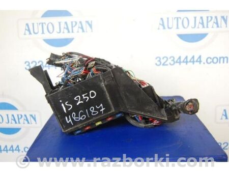 ФОТО Блок запобіжників моторний відсік для Lexus IS250/350 (06-12) Київ