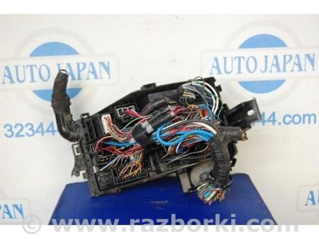 ФОТО Блок запобіжників моторний відсік для Lexus IS250/350 (06-12) Київ