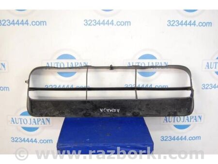 ФОТО Решітка переднього бампера для Nissan Titan (04-16) Київ